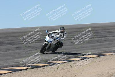 media/Oct-13-2025-Moto Forza (Mon) [[a66d839500]]/4-C Group/Session 2 (Bowl)/